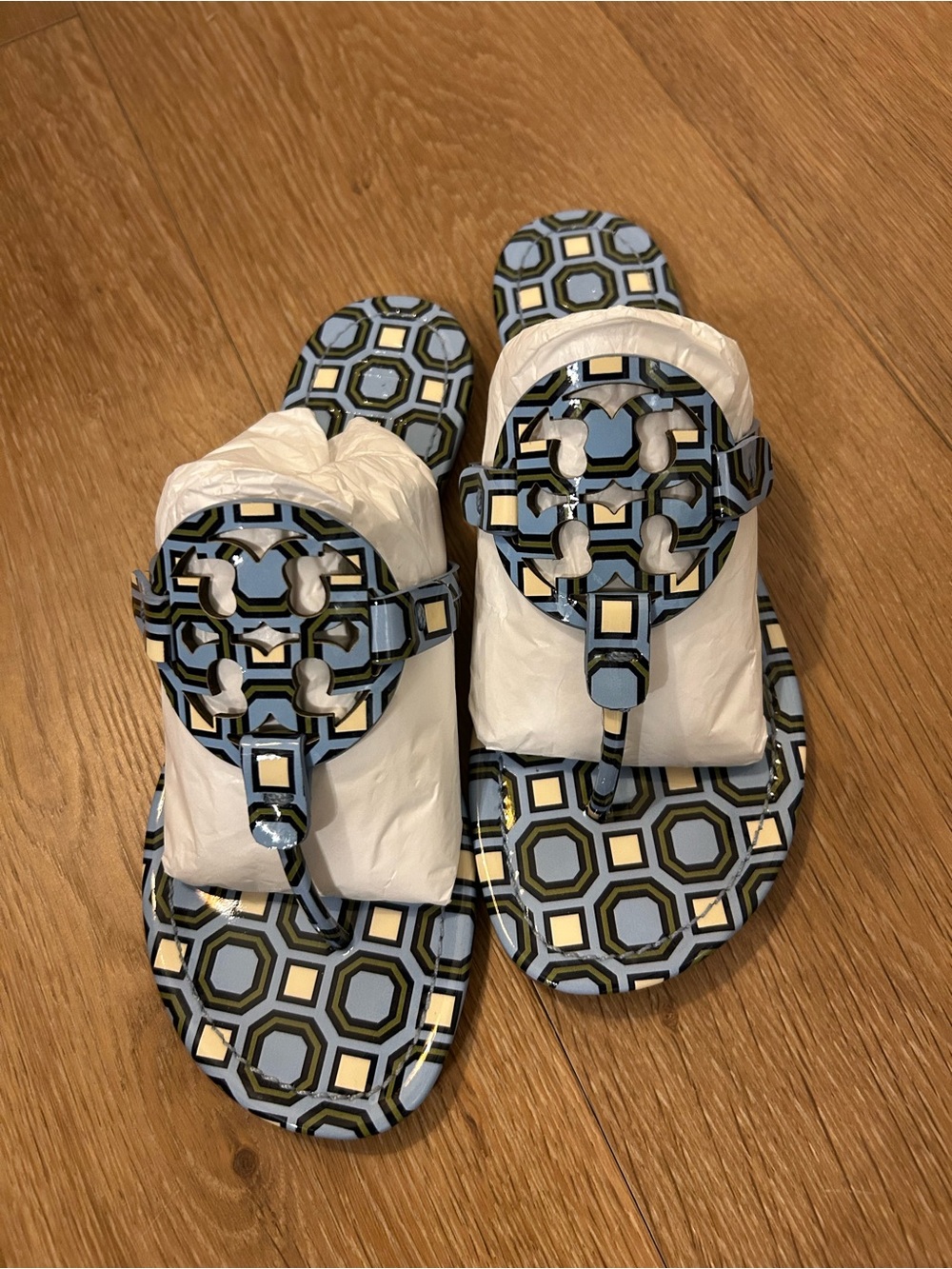 Tory Burch 
Blue Geometric Thong Sandals